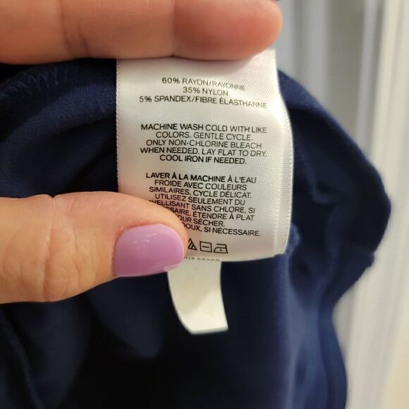 Express Deep V-Neck Ruffle Hem Fit And Flare Dress Size Medium - Picture 5 of 6